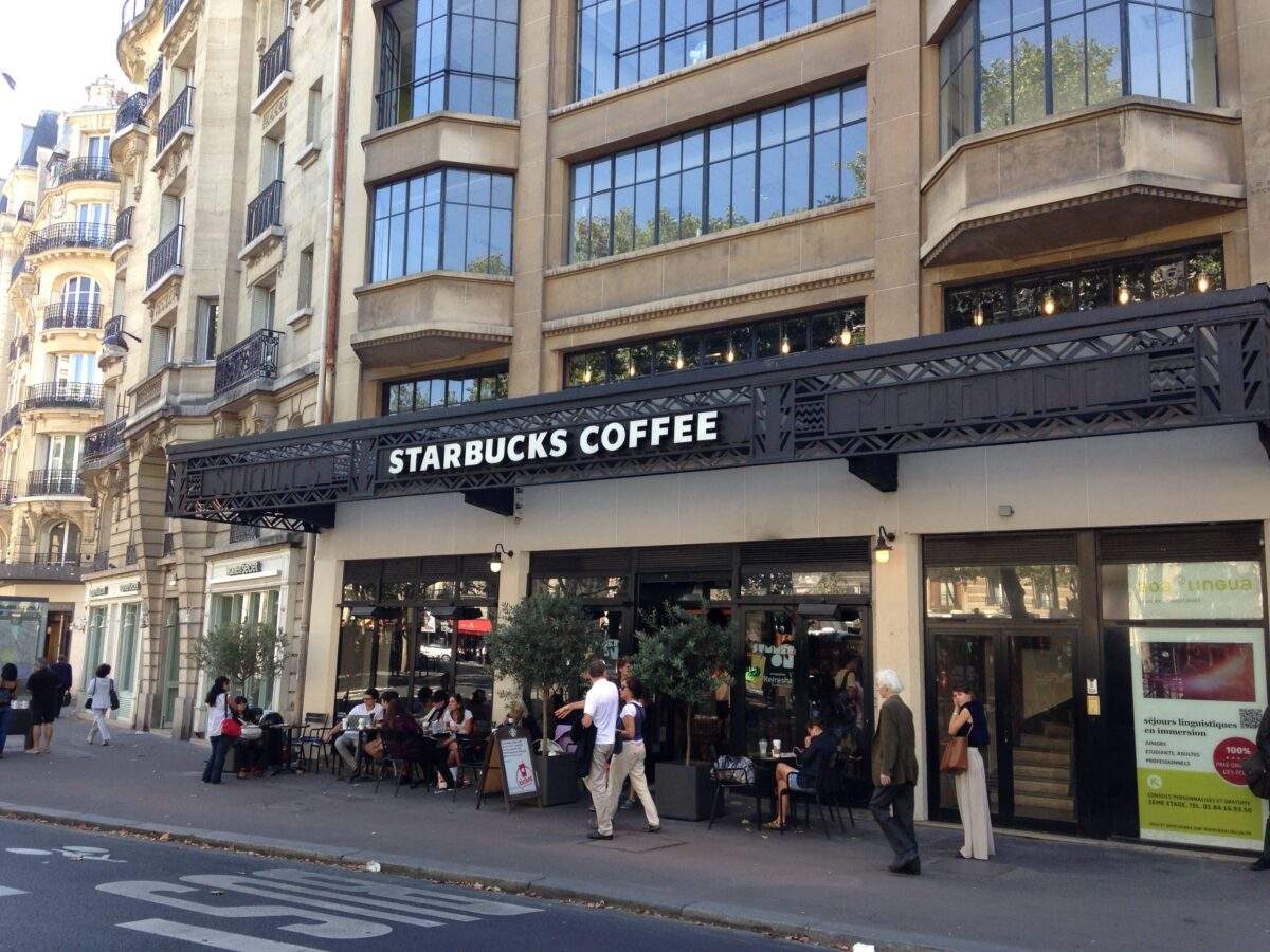 Starbucks in Paris